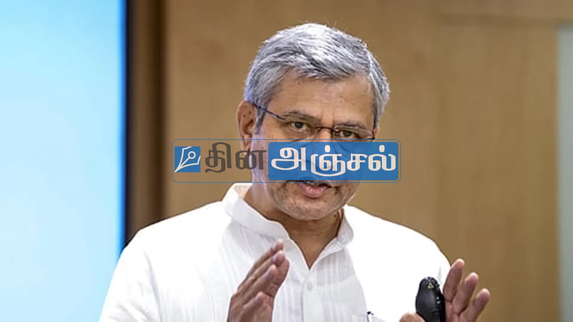 தமிழ்நாட்டில் 5 புதிய ரயில்வே திட்டங்கள் கிடப்பில்: நிலம் கையகப்படுத்துவதில் சிக்கல் என மத்திய அரசு தகவல்